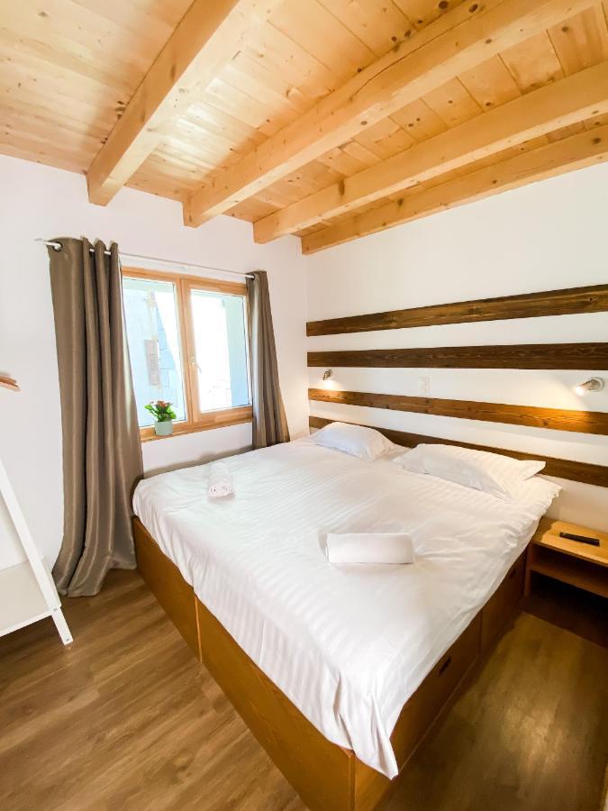 La Baraka Hostel Bagnes Екстериор снимка