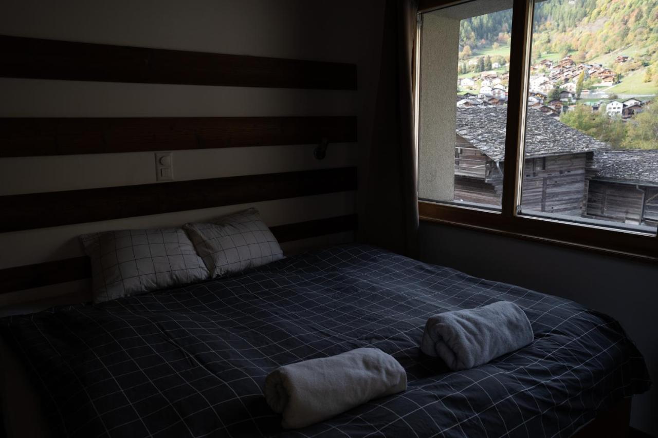 La Baraka Hostel Bagnes Екстериор снимка